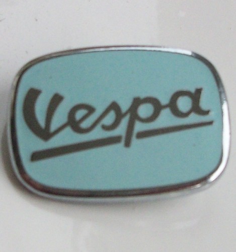 Vespa enamel lapel - lapel, badge