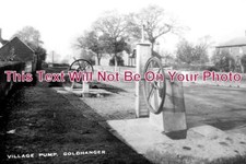 ES 6512 - Village Pump