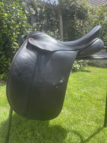 Albion dressage saddle - dressage,