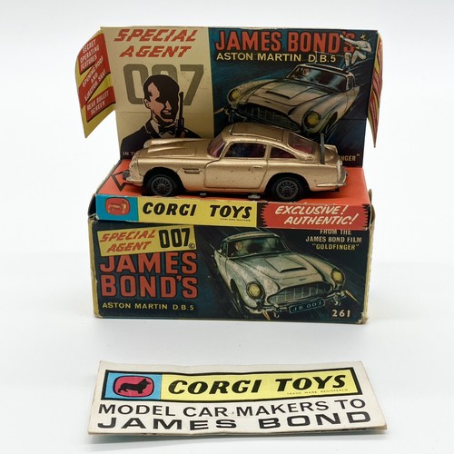Corgi toys 261 james - corgi, 007