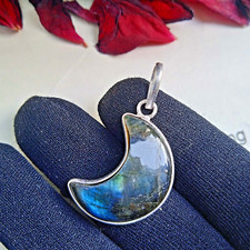 Gift Her Moon Labradorite