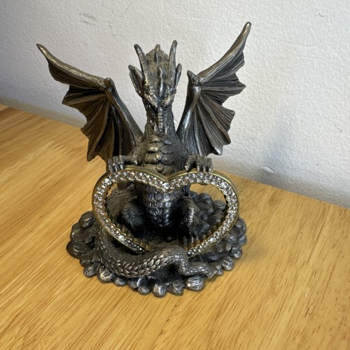 Dragon the heart - dragon, tudor