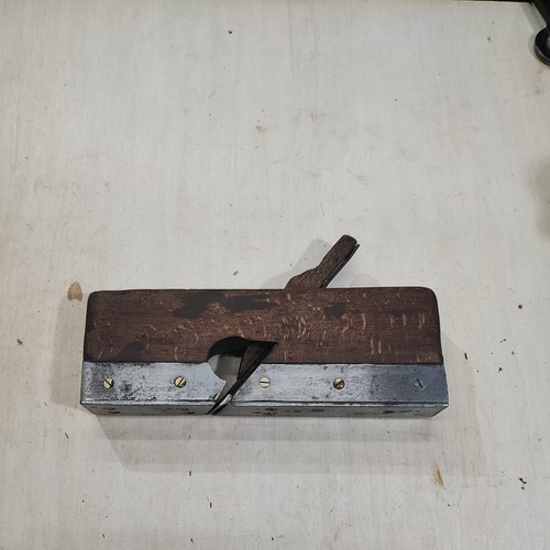Antique hardwood skewed - 9.5",