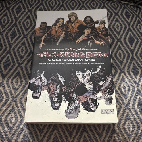 The walking dead compendium - walking,