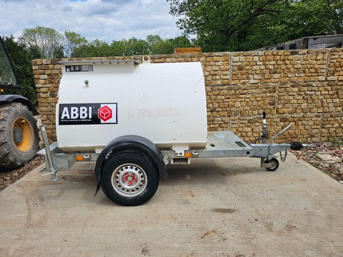 1850 vat western abbi - £1850+vat, 950