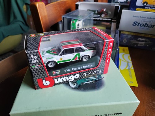 Boxed model bburago fiat - bburago,