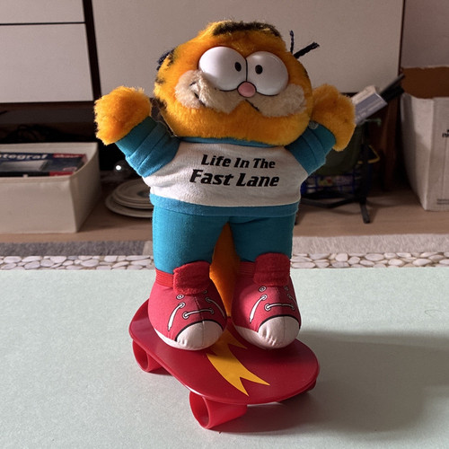 Dakin garfield life - garfield,