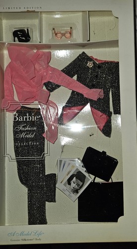 New barbie silkstone 2002 - new,