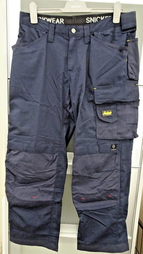Bnwot snickers 3211 - -,