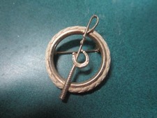 UNIQUE VINTAGE HORSESHOE and