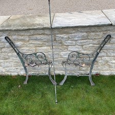 Small Bench Ends And Rod For