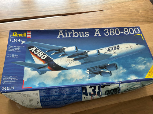 Revell airbus a380 800 - , 1/144