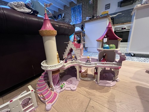 Playmobil castle - playmobil,