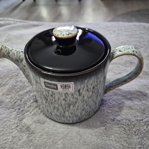 Bnwt denby halo teapot - denby, small