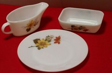 Vintage 1960s JAJ Pyrex