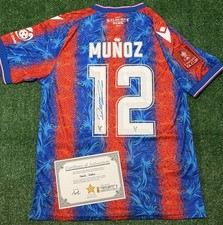 Daniel Muñoz Hand Signed