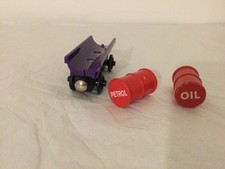 Wooden Railway BARREL CAR &