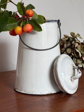 Vintage enamel milk can pot