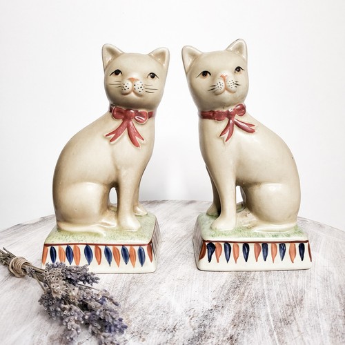 Staffordshire cat pair - cat,