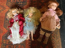 Children's collectable dolls * 3
