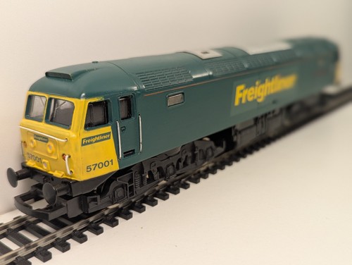 Hornby class 57001 - class, 57