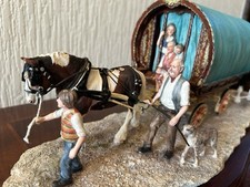 BORDER FINE ARTS 'ARRIVING AT APPLEBY FAIR' FIGURE TABLEAU  260/600, SIGNED