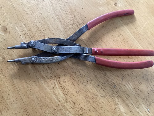 Vintage churchill circlip - vintage,