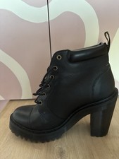 Dr Marten AVERIL lace up