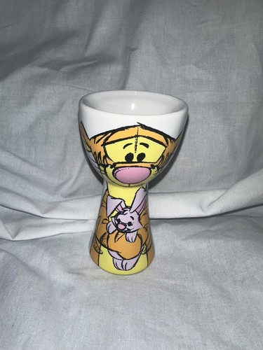 Disney store tigger pedestal - disney,