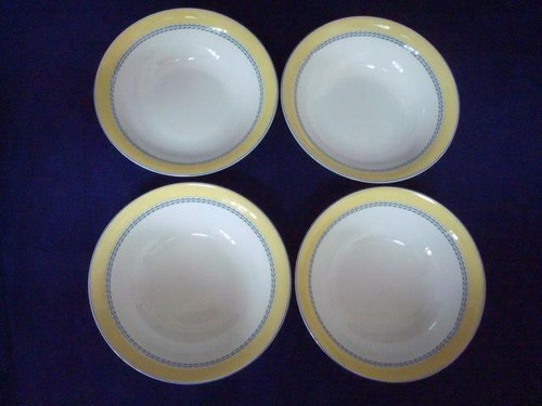 Royal doulton blueberry - 6, 1/4"
