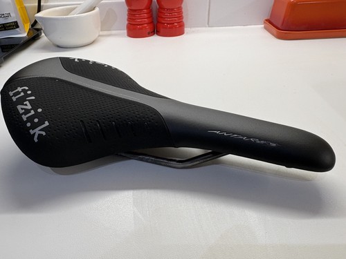 Fizik antares carbon saddle - antares,