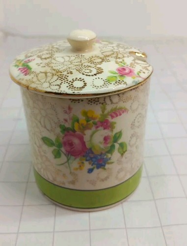 Lidded hollinshead - 3",