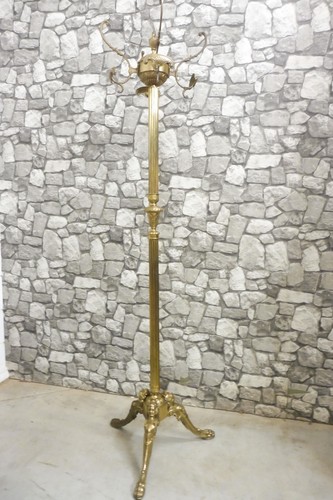 Hollywood regency standing