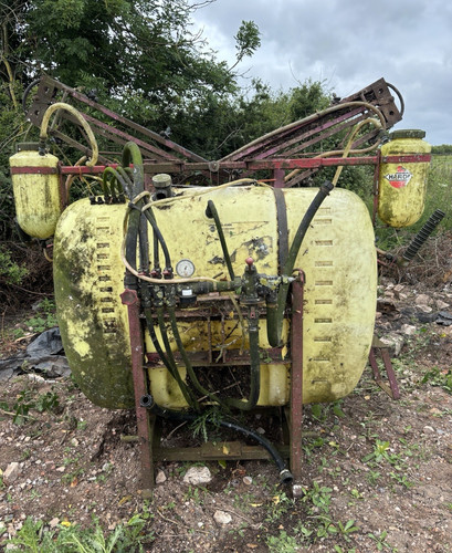 Hardi tractor mounted boom - hardi,