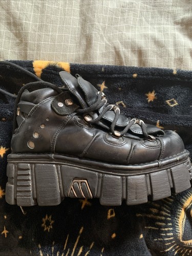 New rock boots size - size, 5