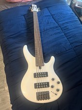 Yamaha TRBX305 White 5-string