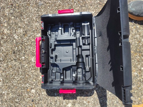 Milwaukee stackable tool box - tool,