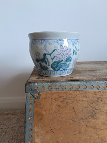 Small vintage chinese style - vintage,