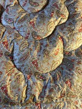 Pretty Vintage Single Double Sided Paisley Eiderdown