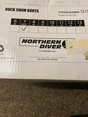 Northern diver rock - diver, boots