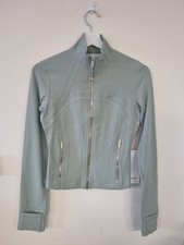 Lululemon Women's Define Cropped Jacket, Fog/Gold, US 6 / UK 10