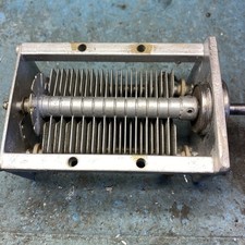 Variable Capacitor 100pF 3kv