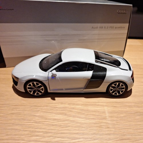 Kyosho audi 5 2 - 1/18,