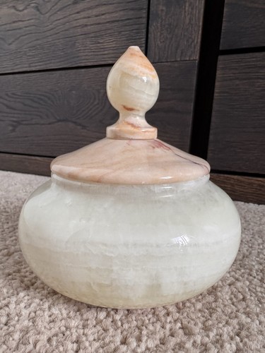 Vintage onyx trinket with - onyx, a