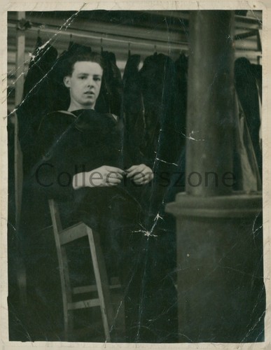 Wwii royal navy - navy, serviceman