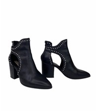 SEXY STUDDED STEVE MADDEN