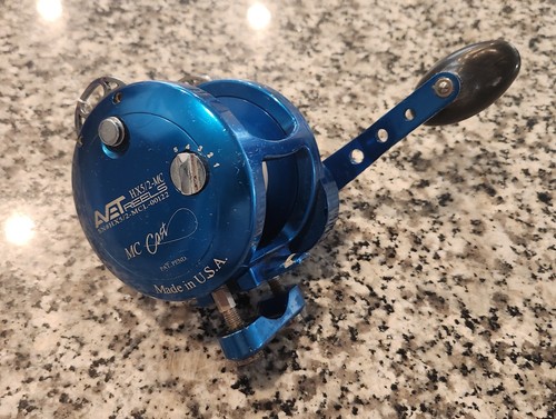 Avet blue left - hx,