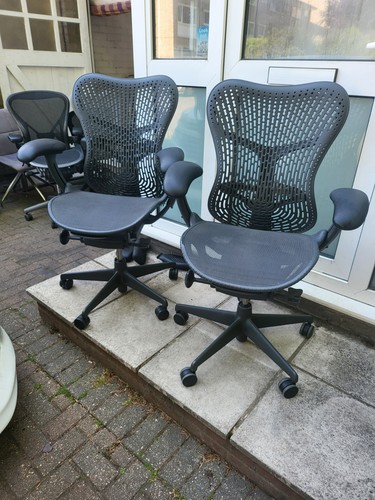 Herman miller mirra - miller, 2