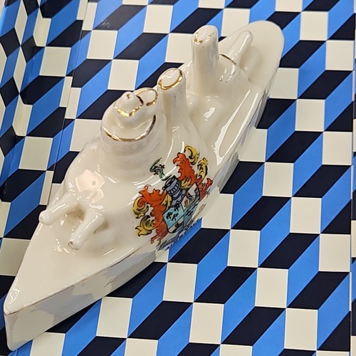 Ww1 crested swan china - swan,