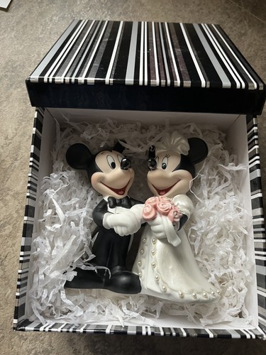 Disney mickey mouse - mouse, minnie